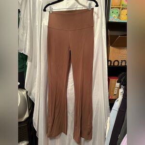 Lululemon Groove Super-High-Rise Flared Pant Nulu